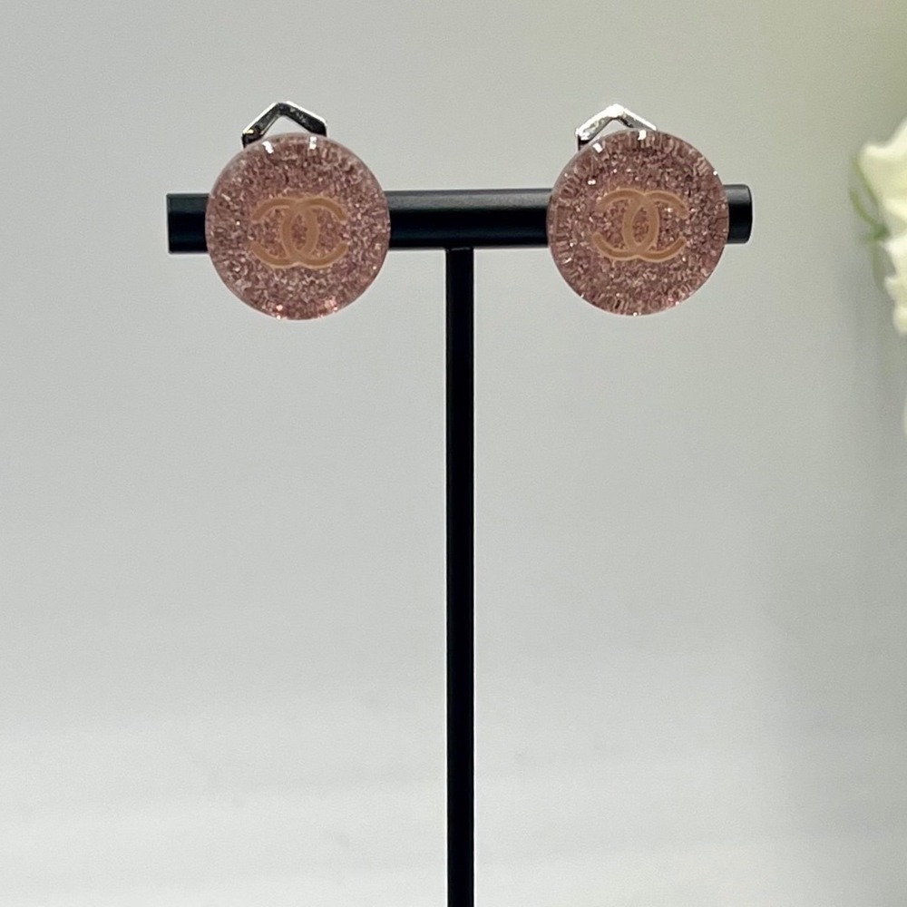 Chanel CC Logo Vintage Authenticated Resin Round Pink Glitter clip Earrings